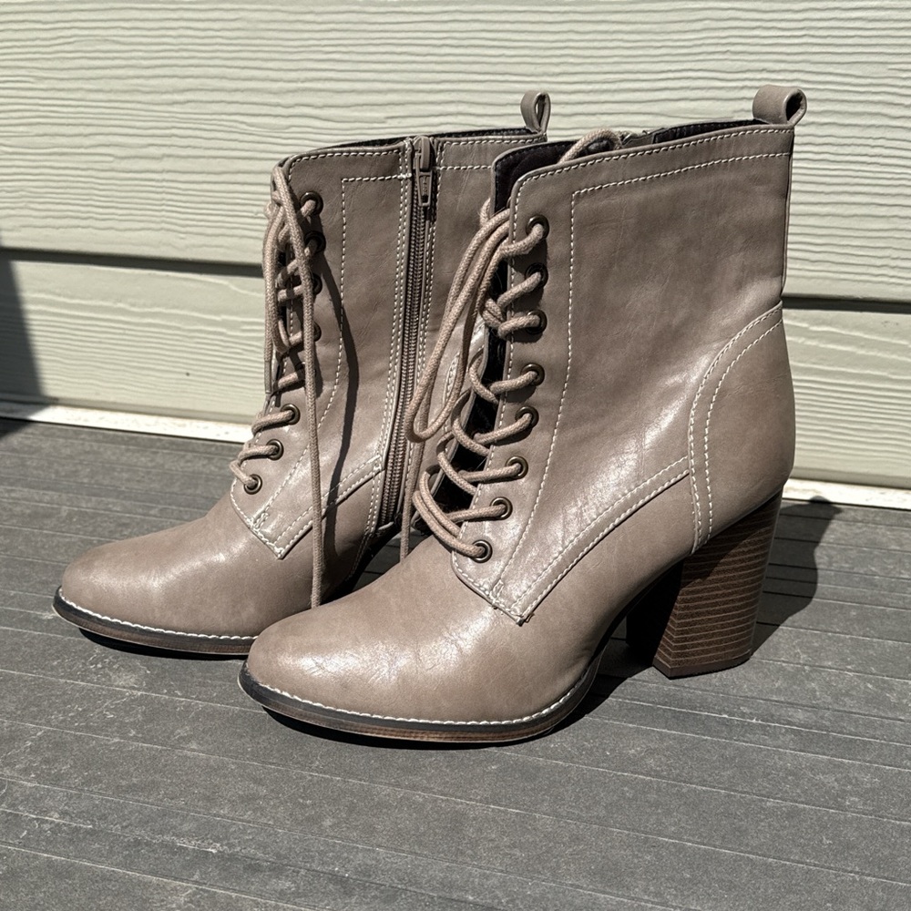 Heeled ankle boots